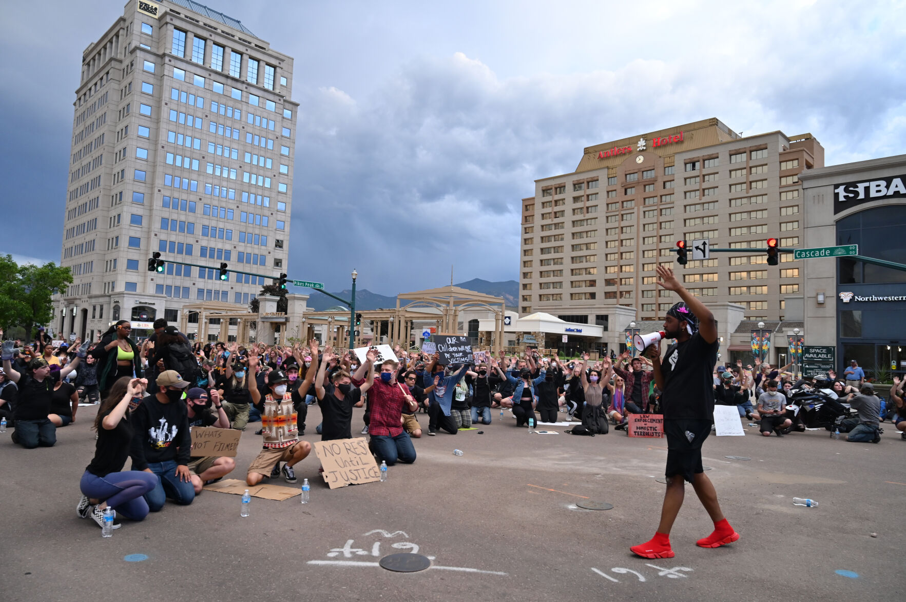060420-news-protests 015.JPG